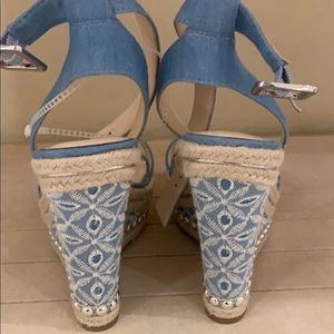 Jessica Simpson wedges